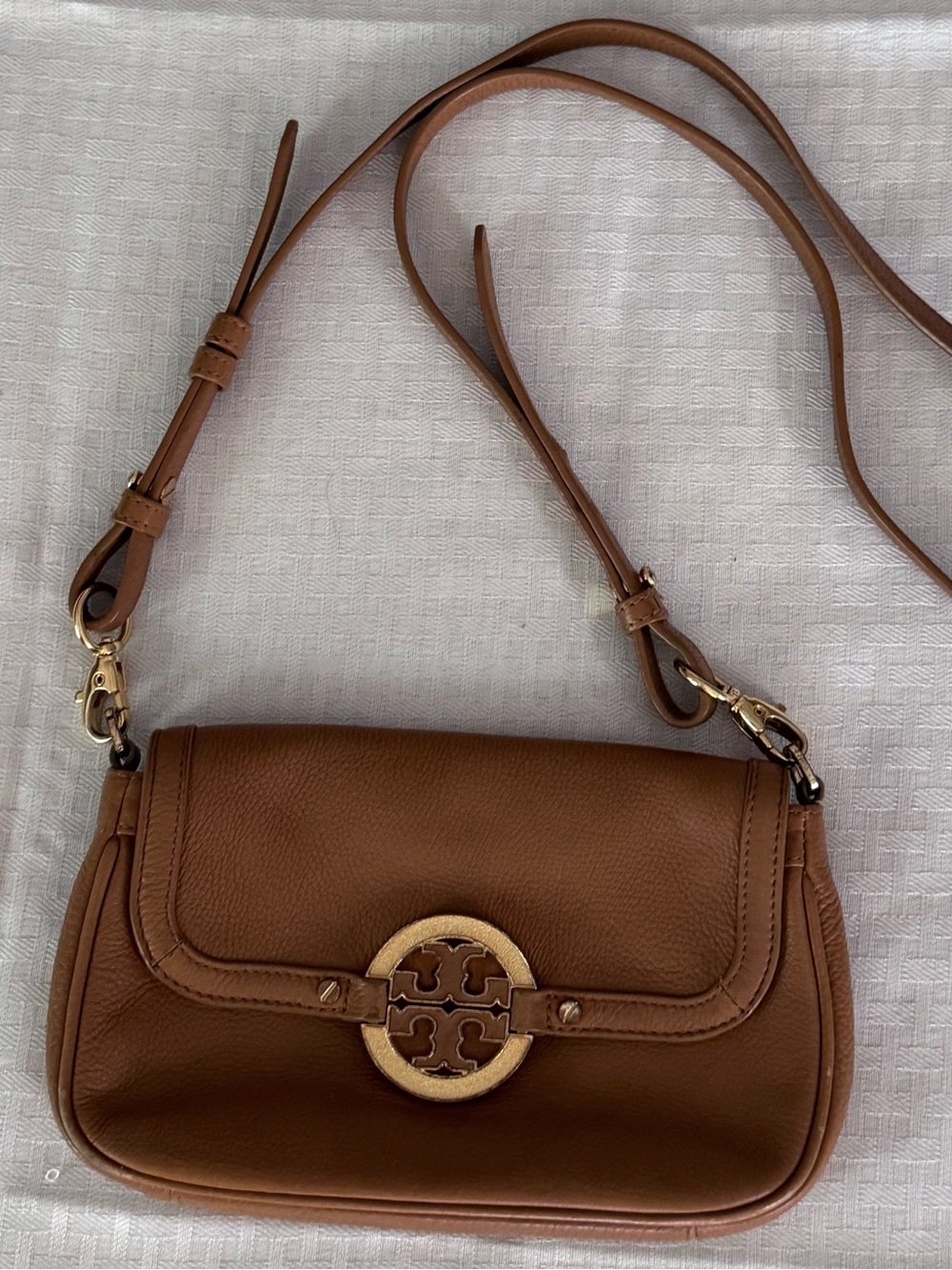 Tory Burch Leather Crossbody Shoulder Bag with Gold Accent